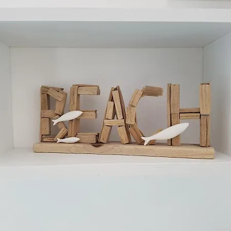 Mori's Beautiful Sea Front - With A.c. 아파트 몬테로소 알 마레