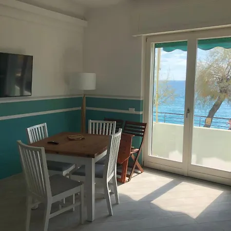 Apartment Mori's Beautiful Sea Front - With A.c. Monterosso al Mare
