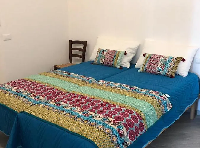 Apartament Moris Beautiful Sea Front - With Ac *